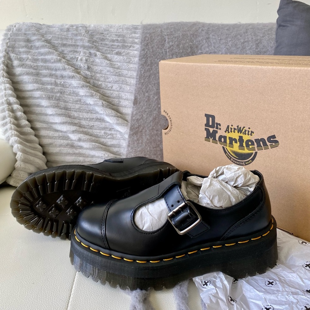 Bethan Platform Mary Jane Dr. Martens